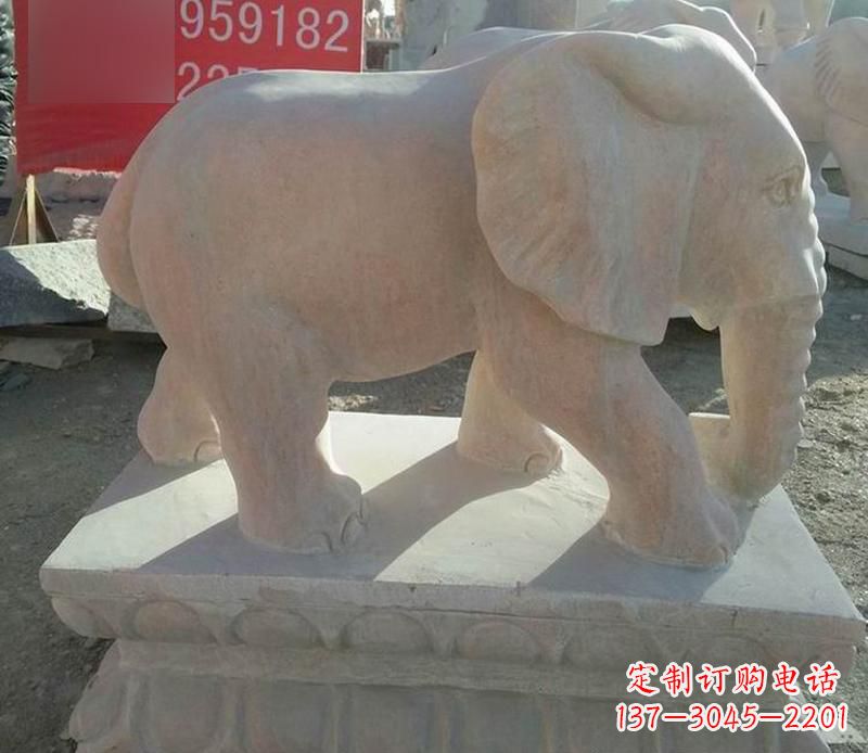 湖州园林晚霞红大象雕塑