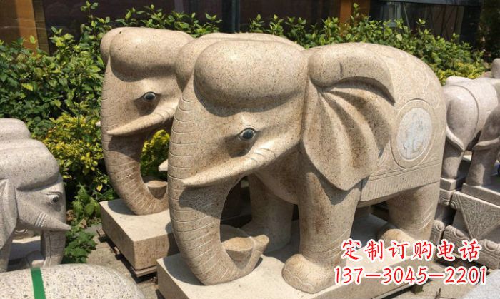 湖州招财进宝砂岩大象石雕