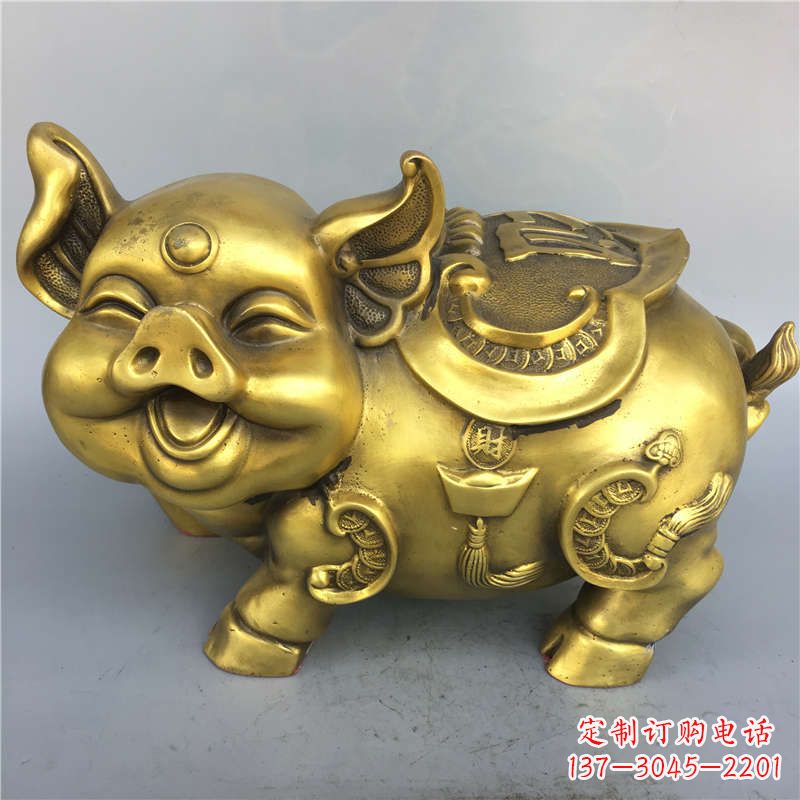 湖州招财卡通猪铜雕-企业商场美陈动物生肖风水雕塑摆件