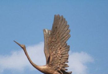 湖州展翅高飞的仙鹤动物铜雕