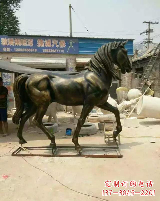 湖州铸铜马雕塑