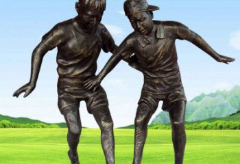 湖州铸铜踢足球的儿童